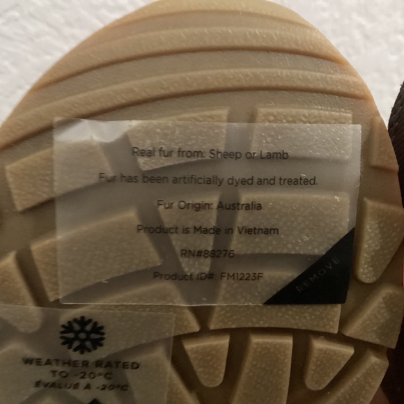 UGG® Kids' Taney Water Repellent Fleece & Genuine Shearling Lined Boot - Picture 7 of 12